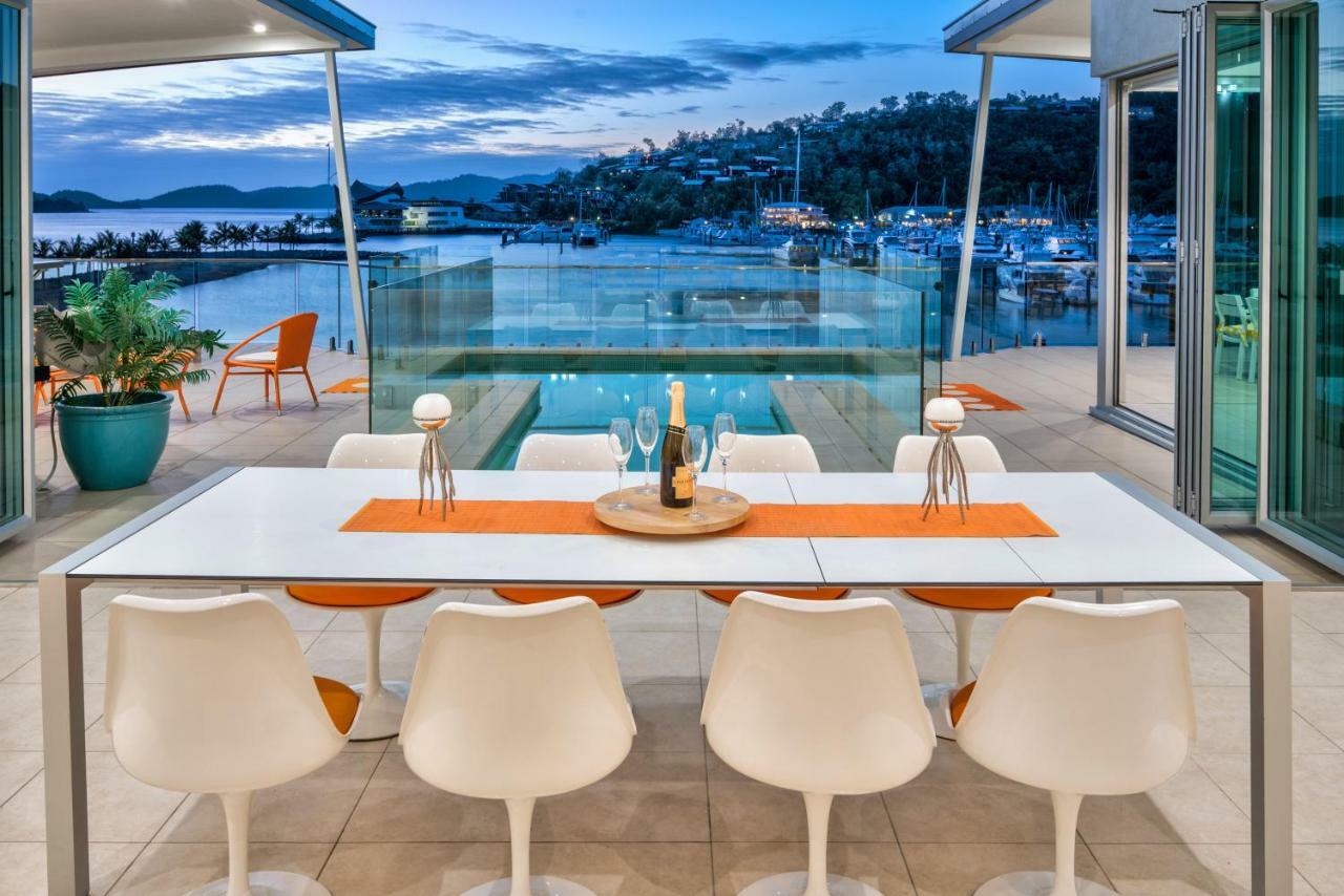 Pavillions Penthouse 25 - Luxury Waterfront Apartment With Private Roof Top Pool And Buggy เกาะแฮมิลตัน ภายนอก รูปภาพ