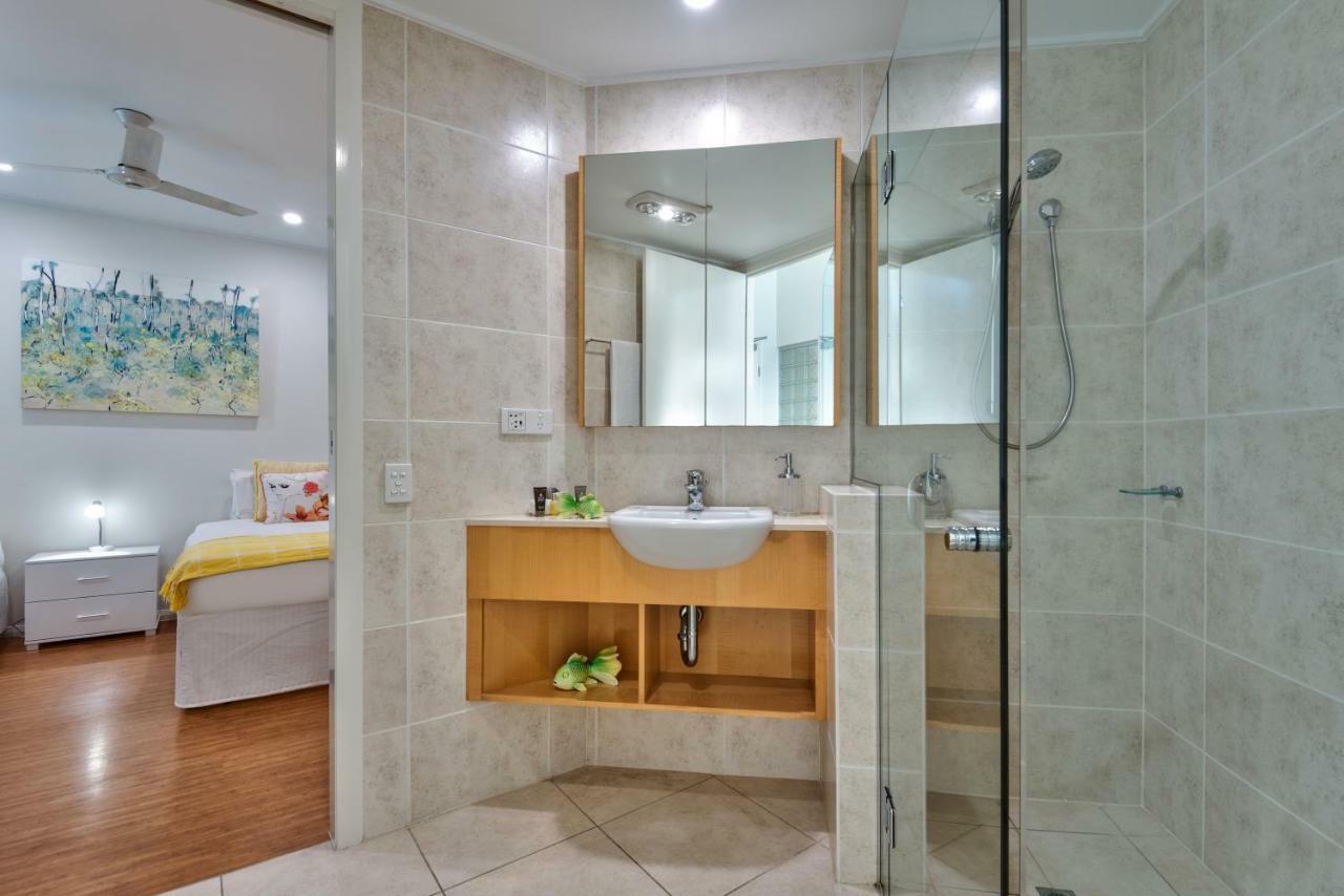 Pavillions Penthouse 25 - Luxury Waterfront Apartment With Private Roof Top Pool And Buggy เกาะแฮมิลตัน ภายนอก รูปภาพ